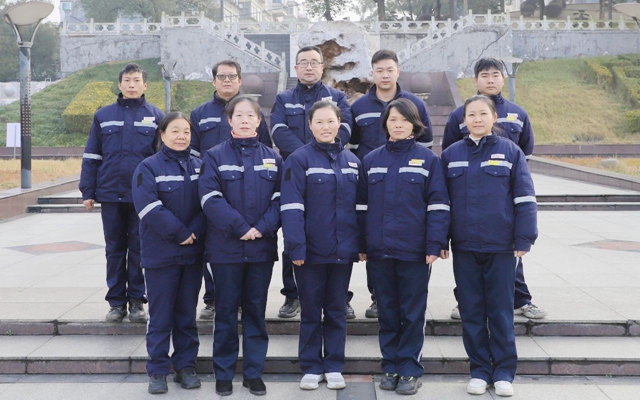 喜報(bào)！全國表彰，股份公司猇亭片區(qū)電解四班榜上有名！