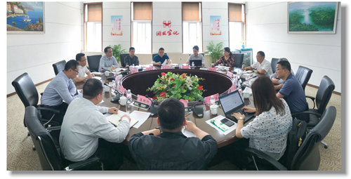 甕福集團(tuán)羅永留、開(kāi)磷集團(tuán)杜紹倫一行到訪宜化集團(tuán)